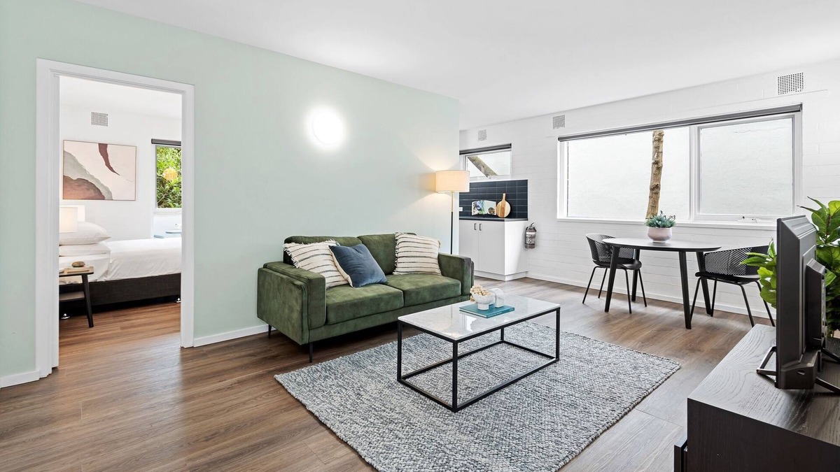 Parkville Apartment | Comfy 1-Bed Unit with Balcony and Parking