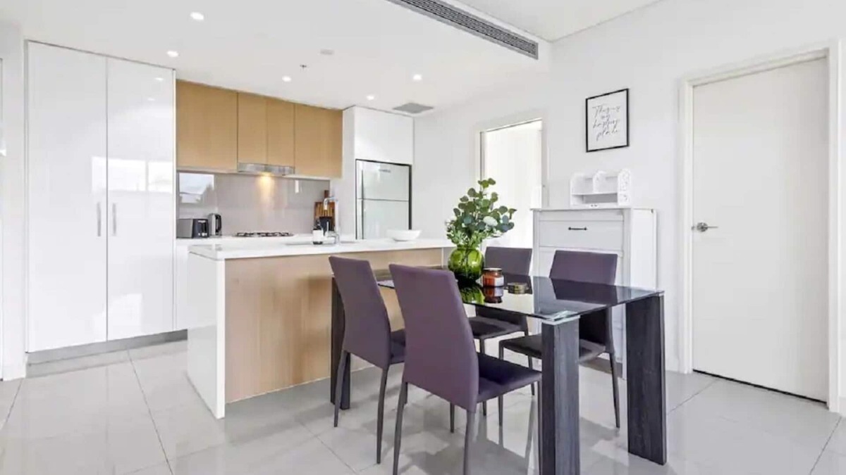 Homebush Apartment | Comfy 3 Bed Apt at Homebush | MHS