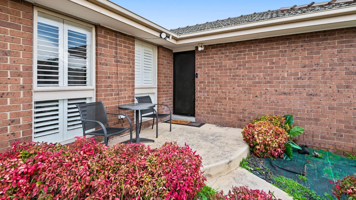 Tullamarine House | Comfy 4-Bed Home with a Generous Garden