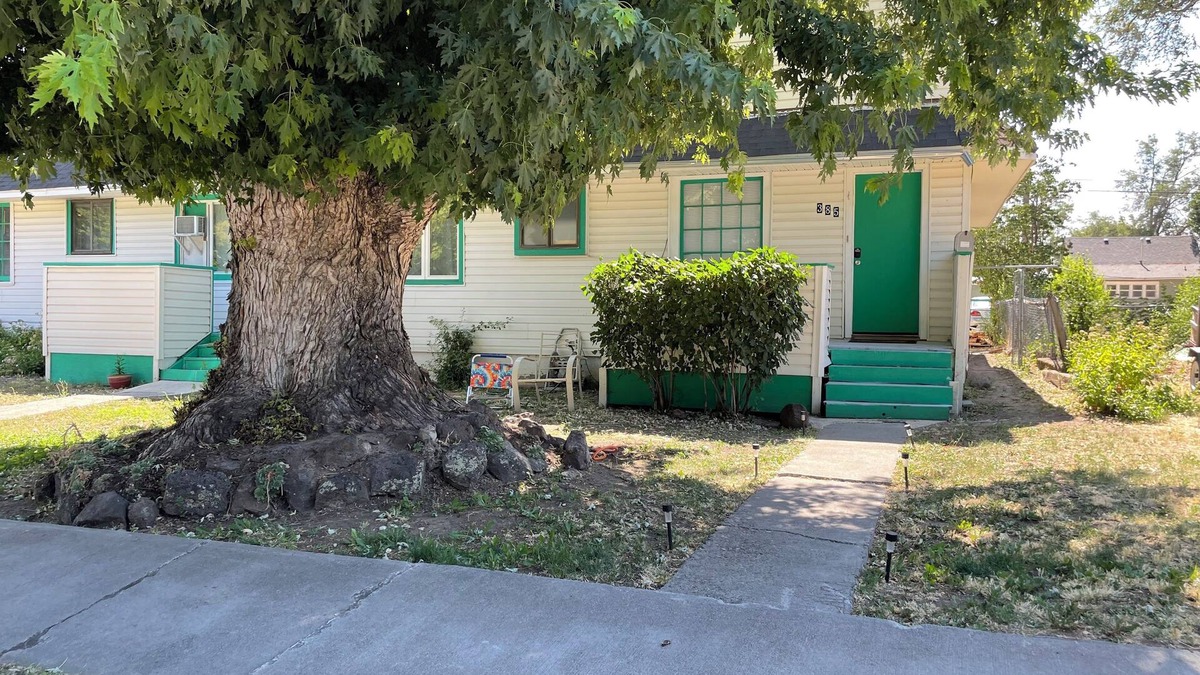 Mountain Home Apartment | Comfy Abode, pet friendly 3 bedroom apartment in Mountain Home with WiFi and AC.