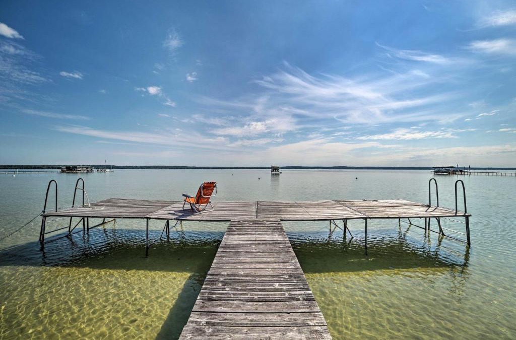 Brutus House | Comfy Burt Lake Abode - On-Site Lake Access!