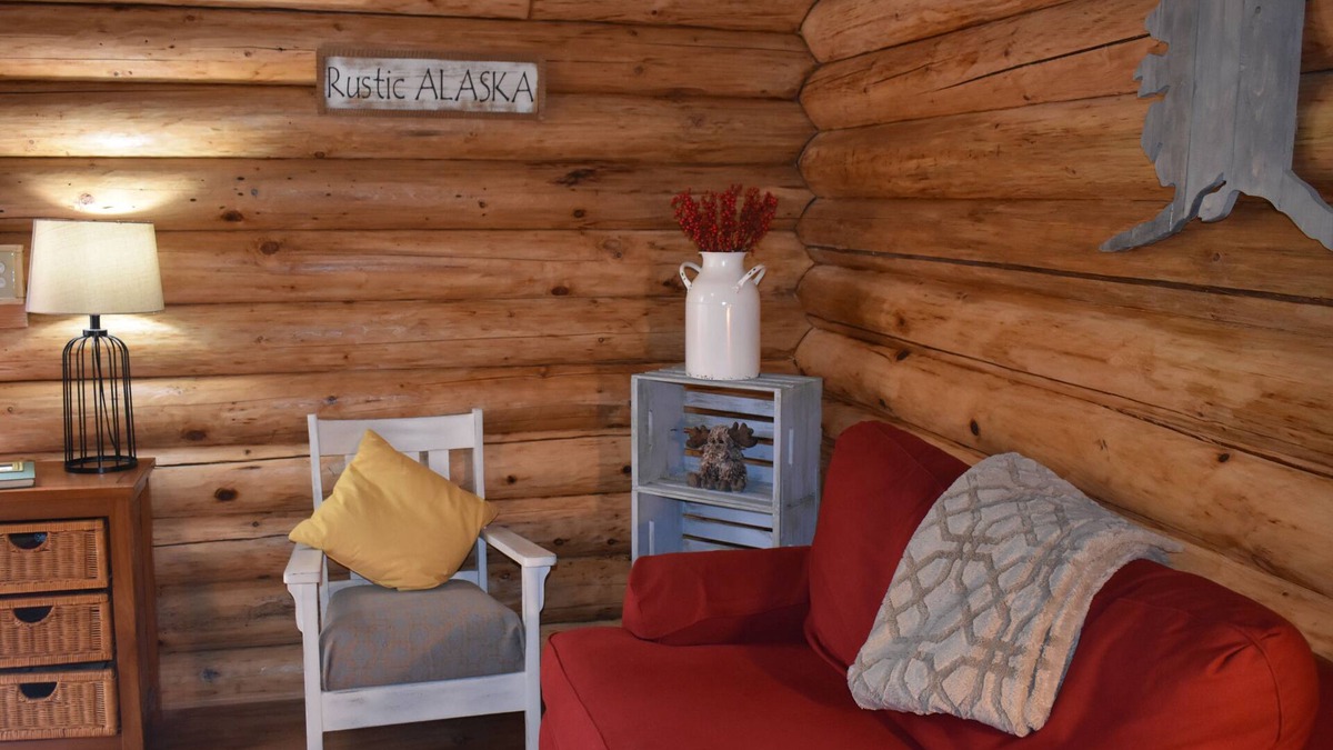 Houston Cabin | Comfy Cabin Nestled in the Woods