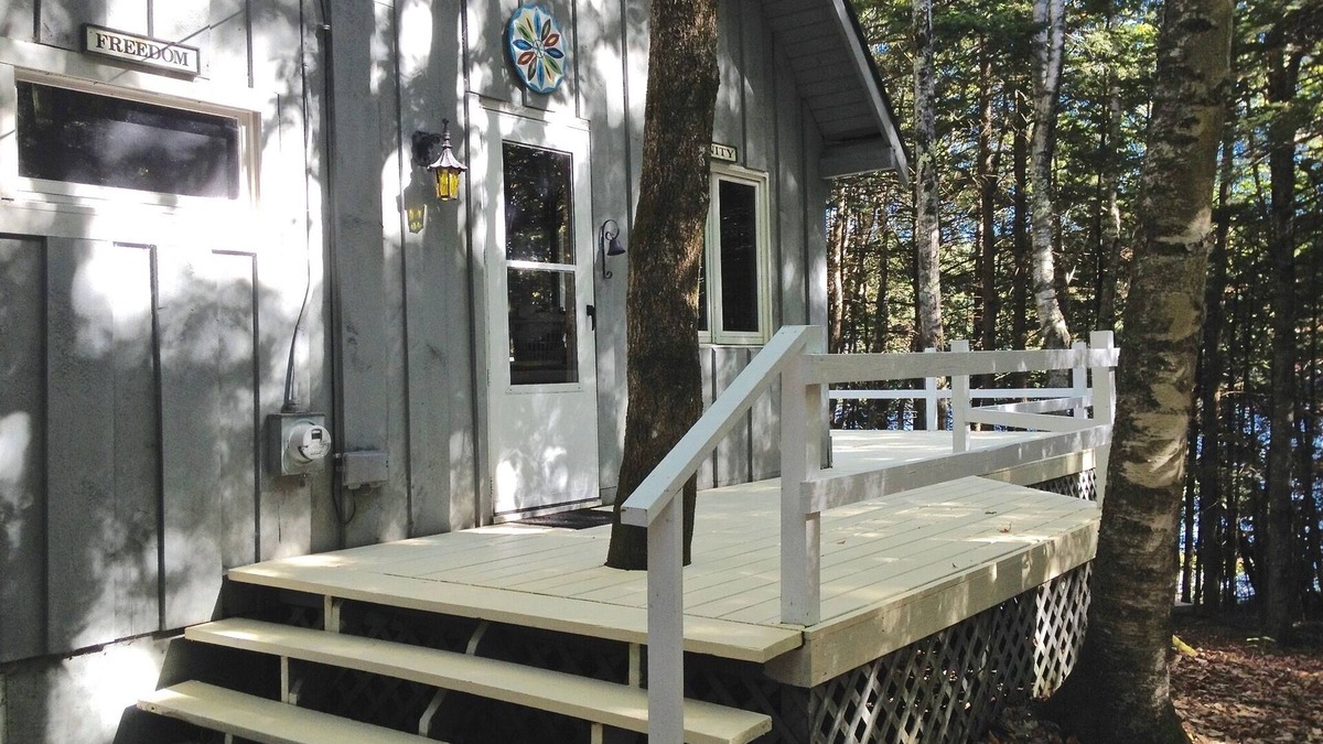Freedom Cabin | Comfy Cabin on the Lake