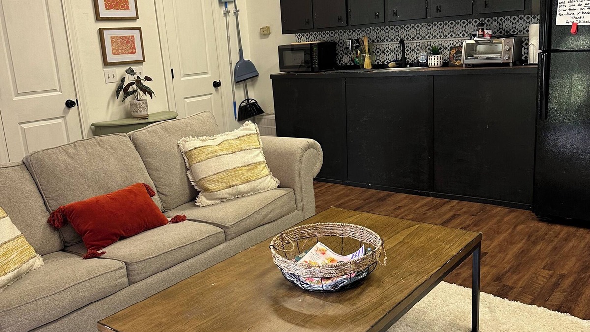 Pontotoc Apartment | Comfy cottage with no pet or cleaning fees