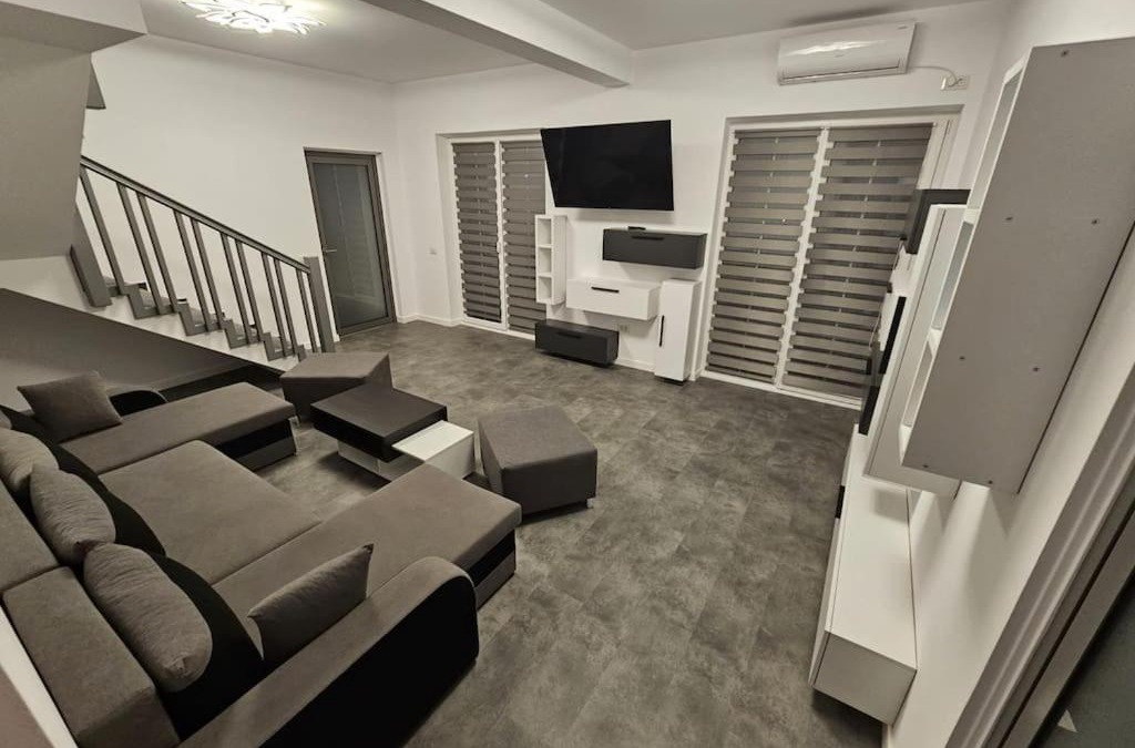 Radauti Apartment | Comfy & Cozy Apartment 3