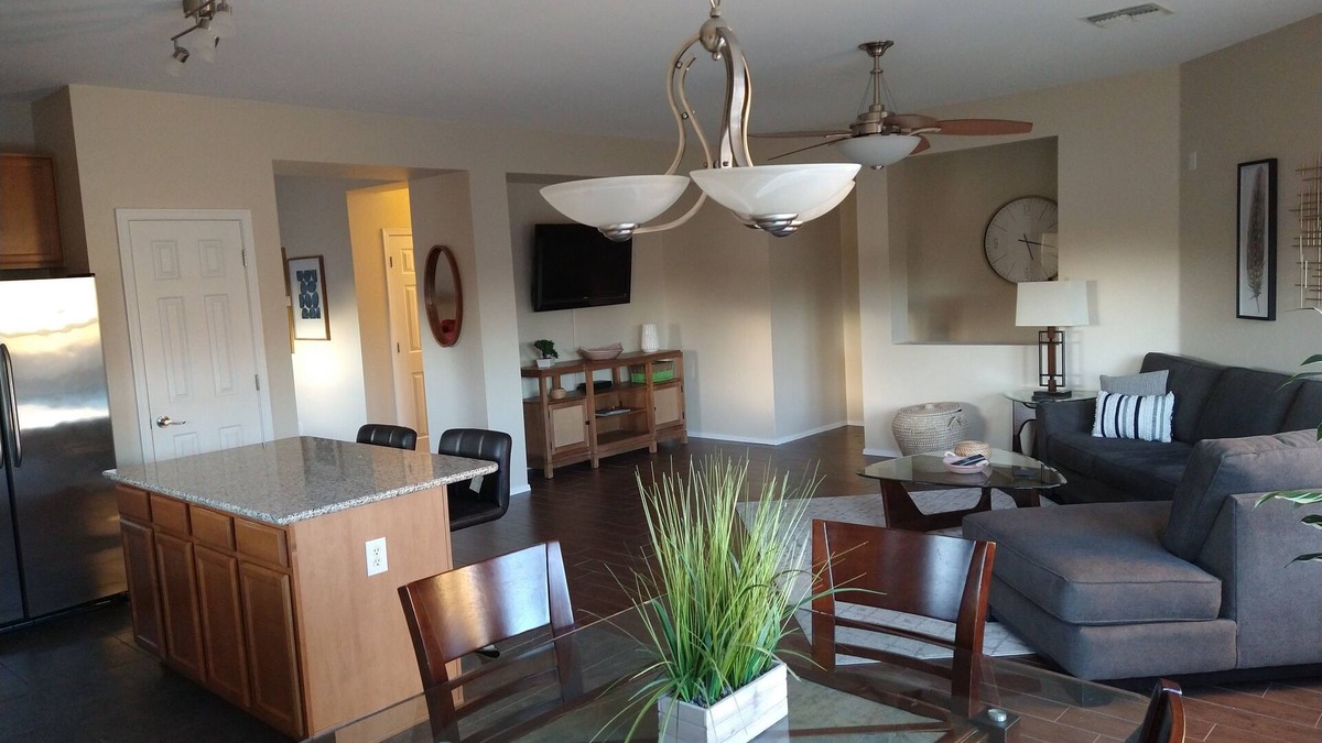 Rancho Vistoso House | Comfy Cozy Casa in Rancho Vistoso. Close to parks and and trails.