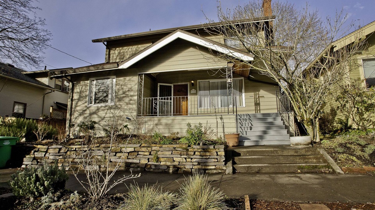 Richmond House | Comfy, Cozy, Central! Welcoming craftsman home near Hawthorne Blvd & Division