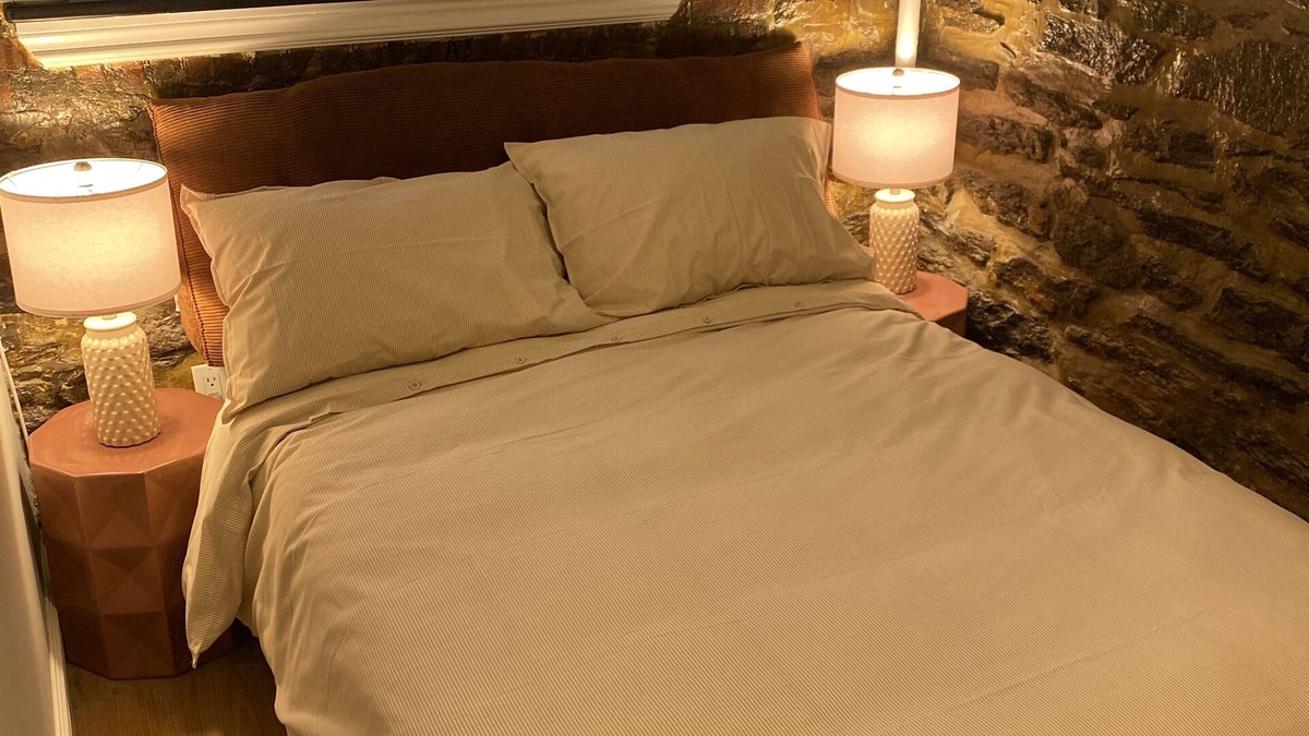 Tudor City Apartment | Comfy, Cozy, Chic and Central Manhattan Apartment