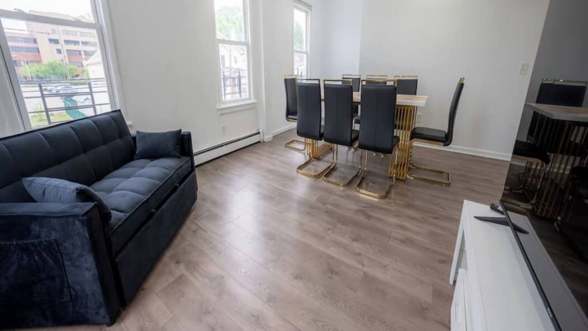 Passaic House | Comfy Family Home - Near NYC!
