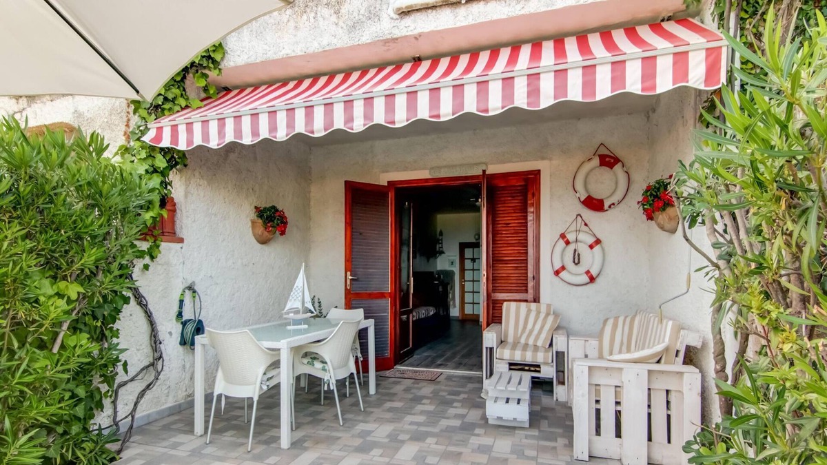 San Nicola Arcella House | Comfy holiday home in San Nicola Arcella with garden