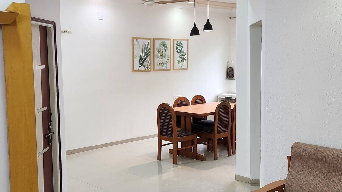 Vadodara Apartment | Comfy Homestay at Prime Location — everything within 5 miles