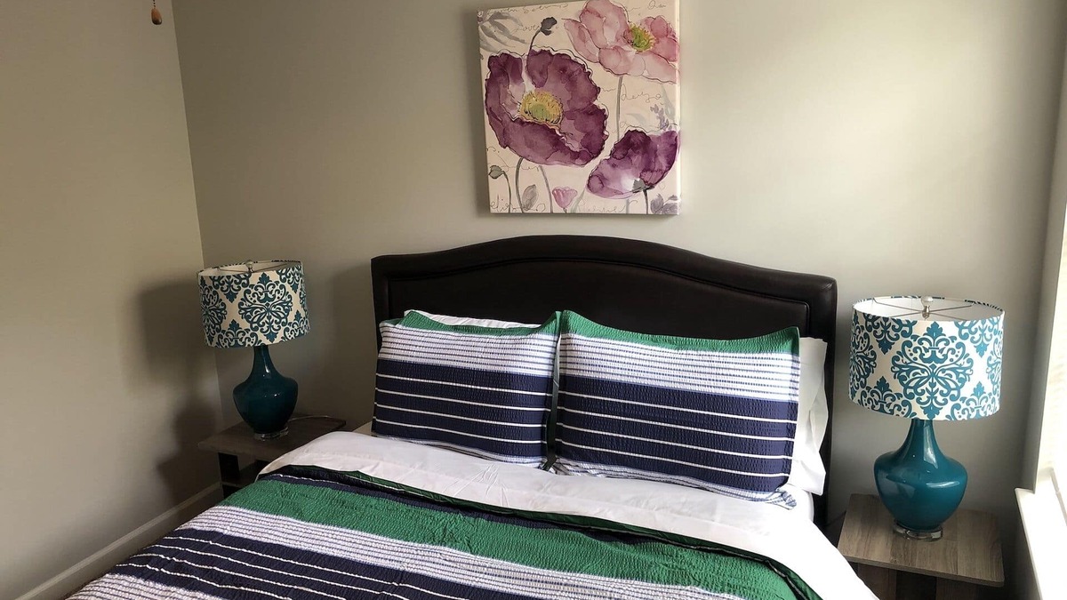 Lawrenceville House | Comfy Meets Spacious & Peaceful