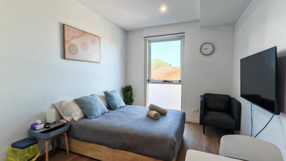 Burwood Apartment | Comfy studio in Burwood