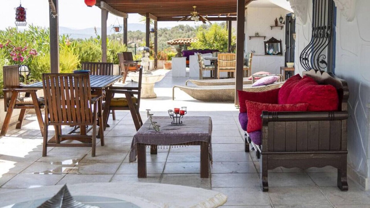 Bogazici House | Comfy Triplex near Beach with Garden in Bodrum