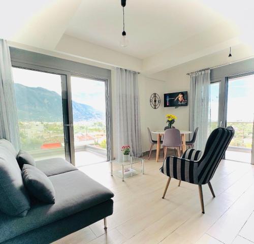 Kalamata Apartment | Comfy Vista Apartment