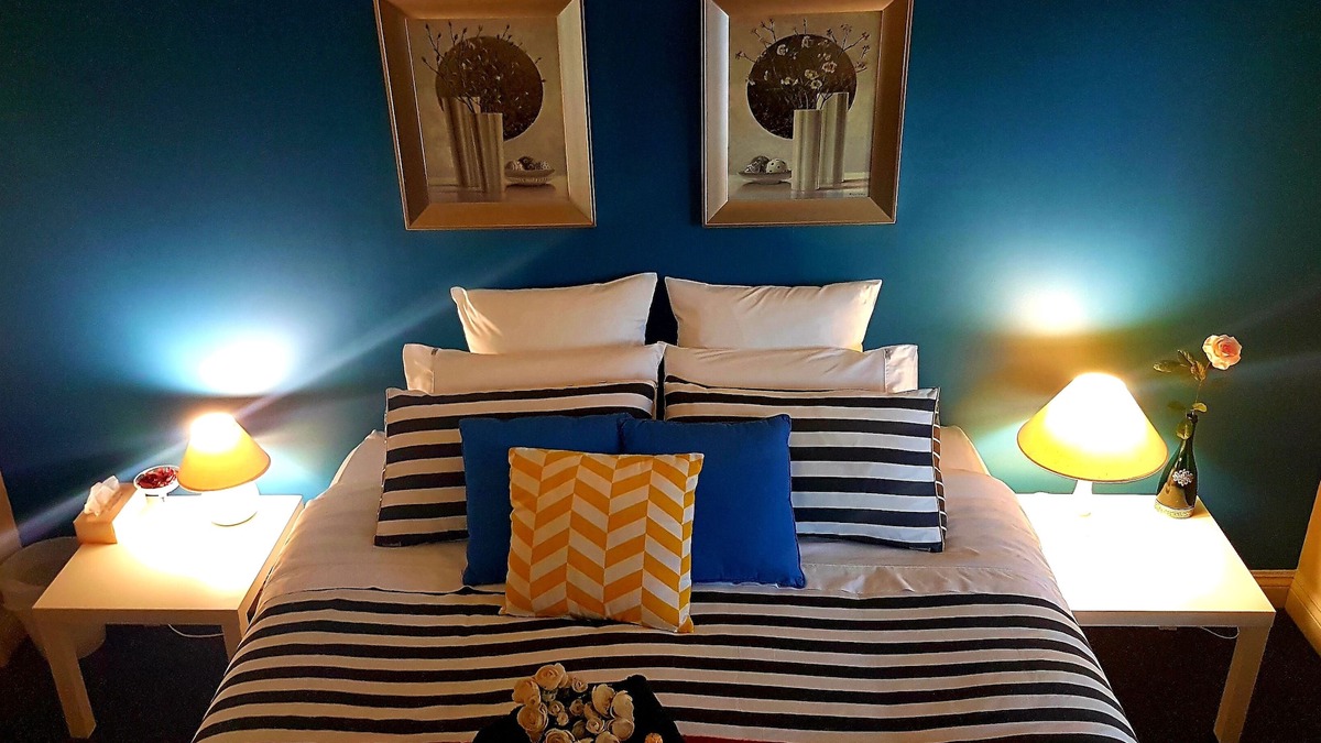 Como Bed & Breakfast | Como House Garden View Suite