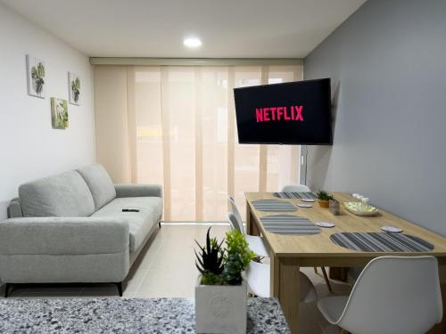 Santa Maria Apartment | Comodo 2 cuartos AC y piscina
