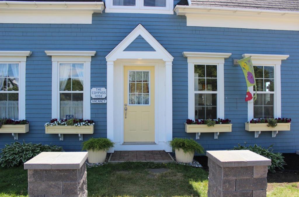 North Head Hotel | Compass Rose Heritage Inn
