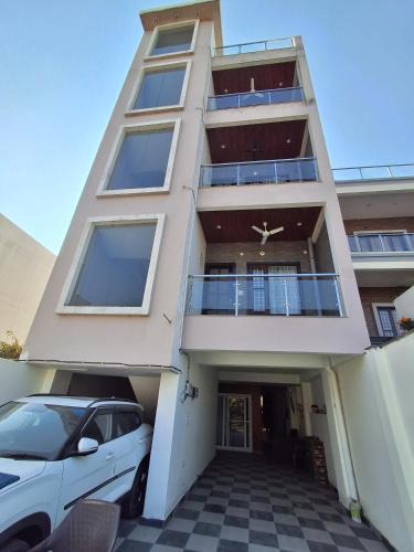 Dehradun Apartment | Comphy Home Stay