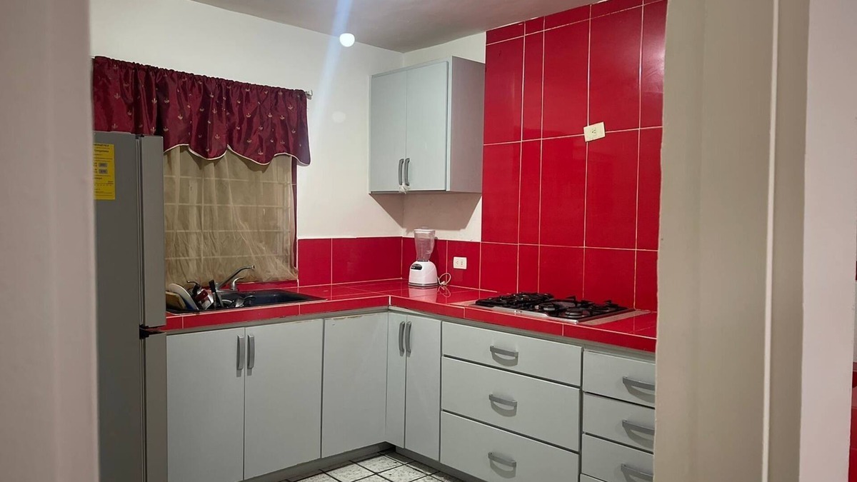 San Nicolas de los Garza House | COMPLETE HOUSE IN LAS PUENTES 12 SECTOR