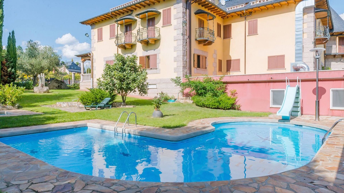 Vilamartin de Valdeorras Hotel | Complejo Hostelero Paladium