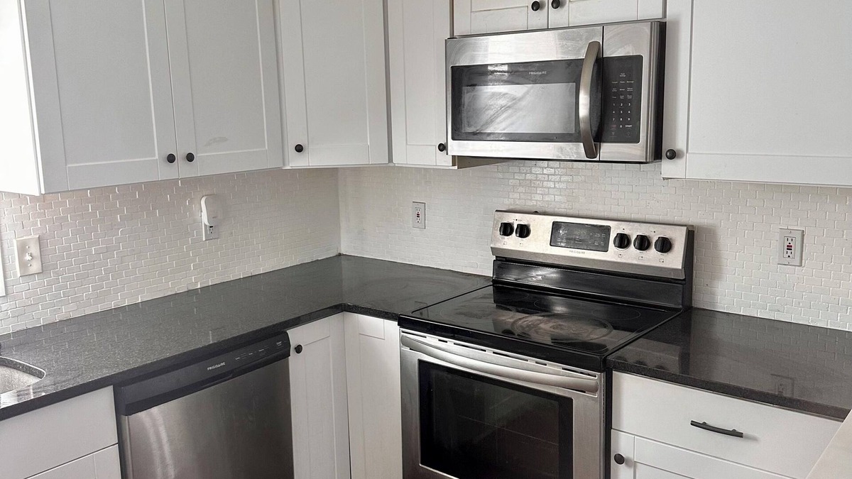 Allentown House | Complete furnished house with 4 rooms