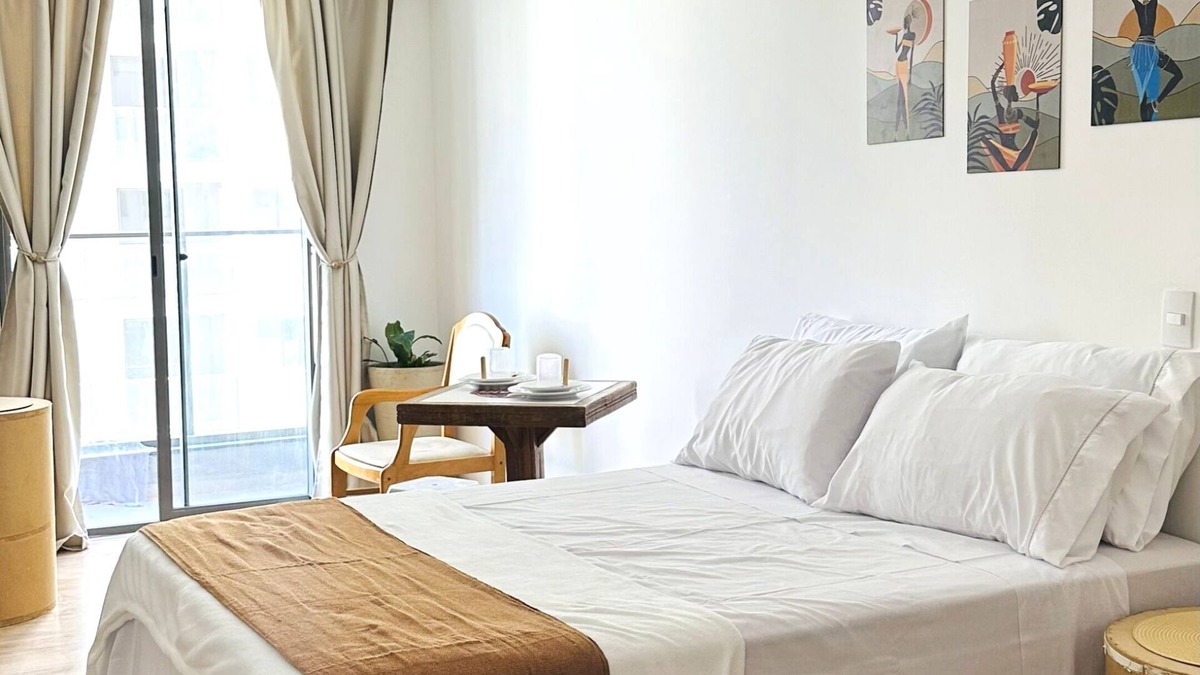 Santo Cristo Apartment | Complete studio in the center of Rio VLT in front and close to Zona Sul