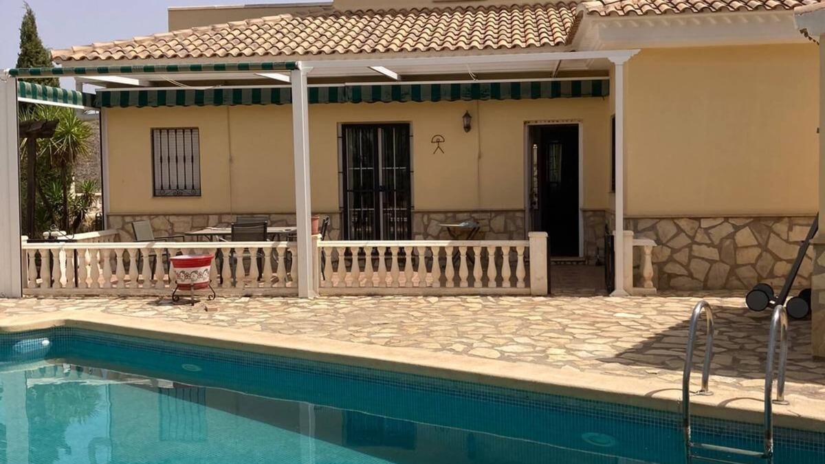 Arboleas Villa | Complete Villa for Rent