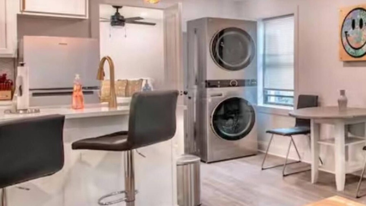 South Hyde Park Apartment | Completely remodeled apartment in the heart of Kansas City