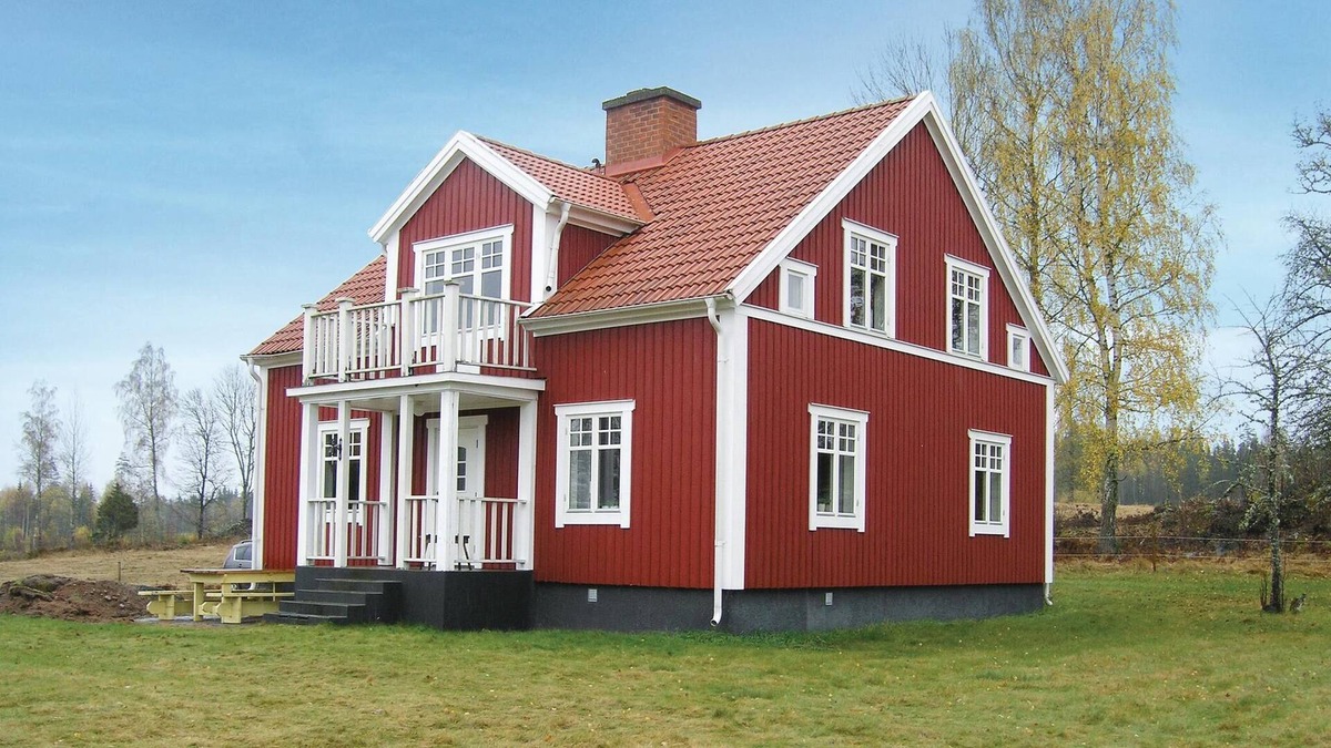Eksjo Municipality House | Completely renovated cottage in high location by the lake Solgen, near Eksjö.