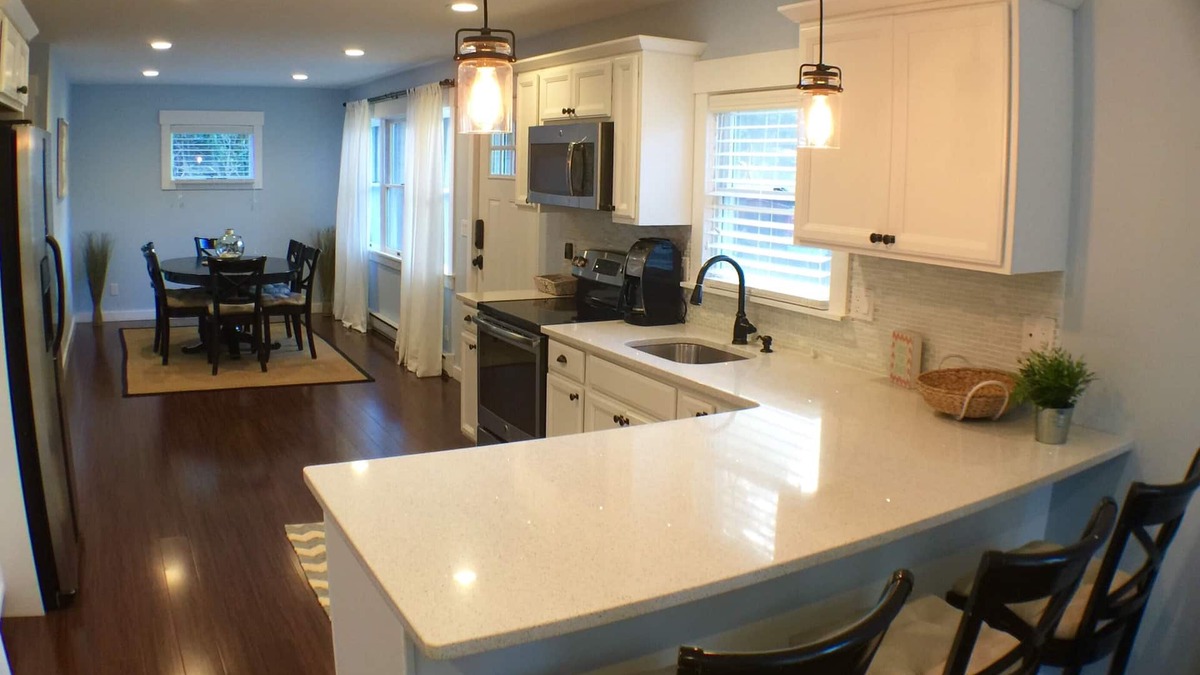 Baiting Hollow House | Completely Renovated House Steps To The Beach In Heart of North Fork Wineries