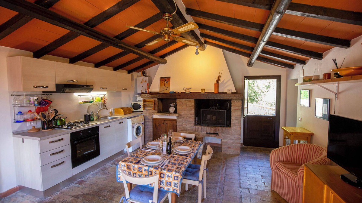 Gavorrano Cabin | Completely renovated, independent farmhouse.