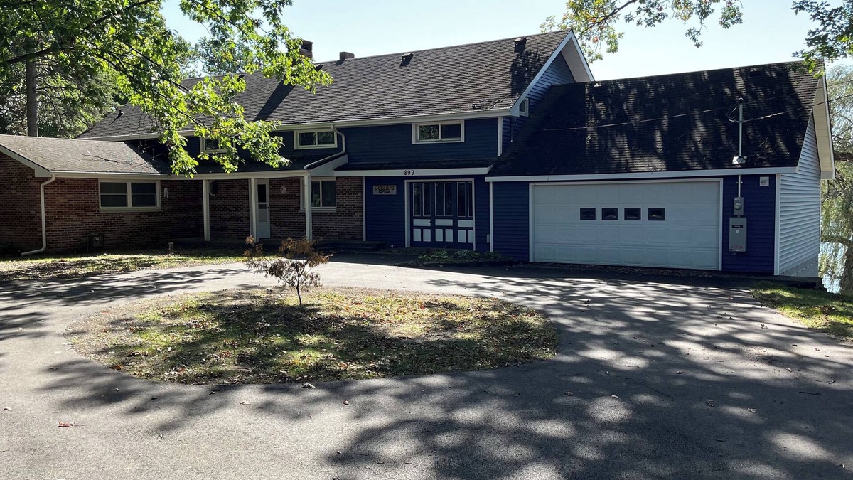 Quincy Cottage | Completely Renovated in 2024 Family Lake House
