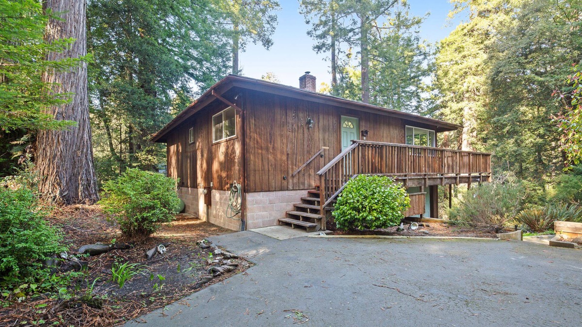 Cleone House | Completely Renovated Home in the Redwoods w/ Large Deck - Near Town/Beaches!