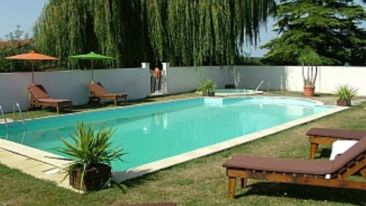 Saint-Juire-Champgillon House | Complex Of 3 Gites With Shared Swimming Pool And Large Gardens