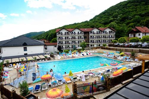 Caciulata Hotel | Complex Turistic Casa Romaneasca