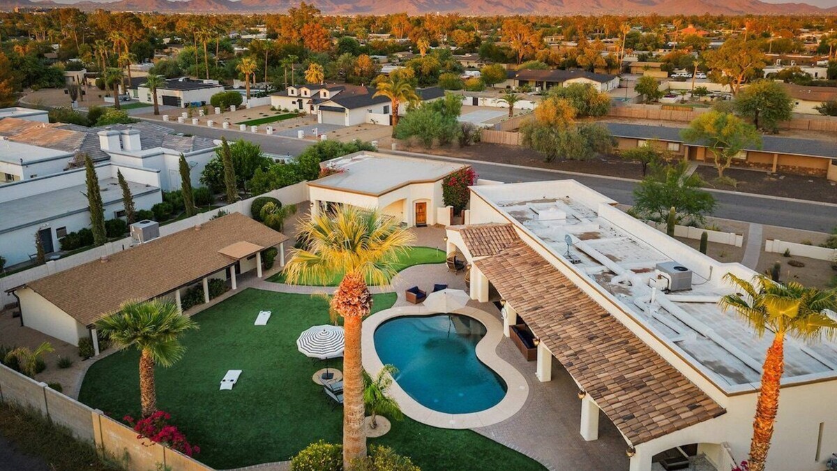 Shea North Estates House | Compound - Pool-HotTub-Golf-Shuffleboard-Outdoor Fun