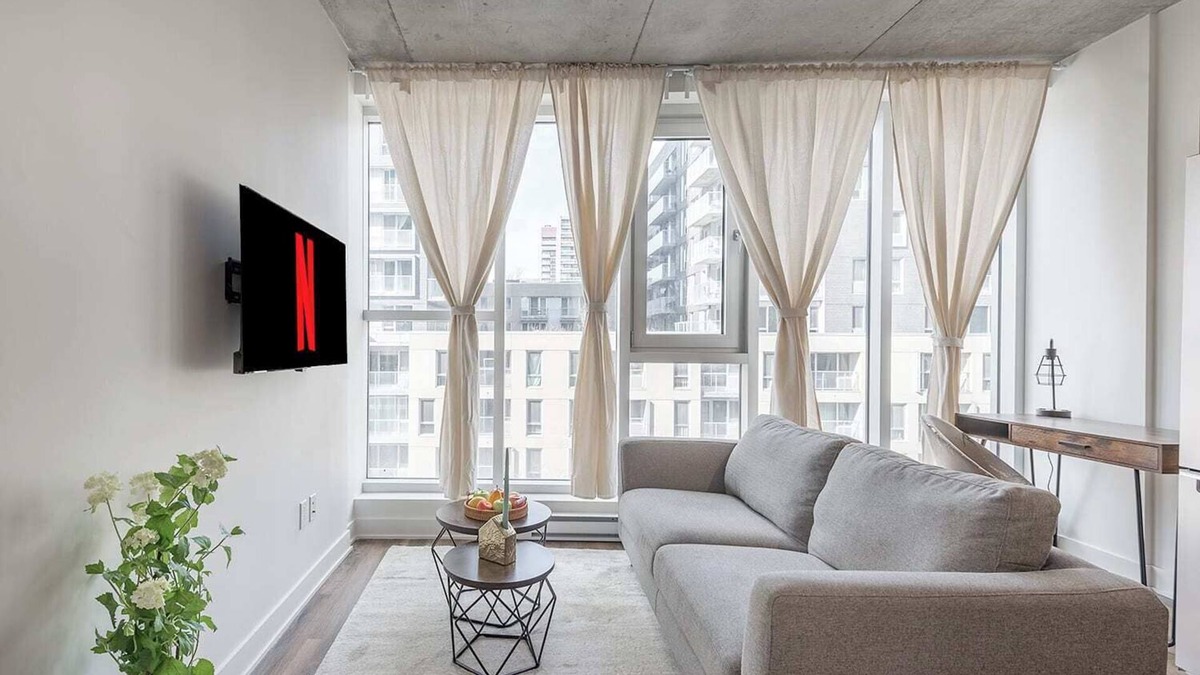 Shaughnessy Village Apartment | Concordia- Warm and Zen