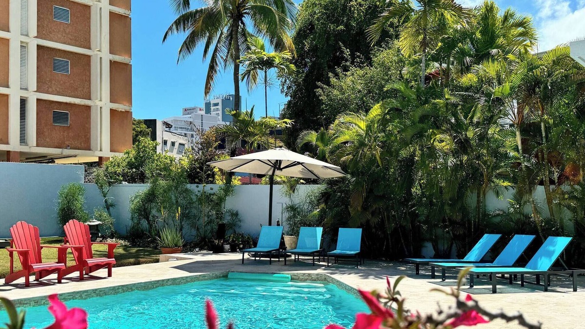 Santurce Ski Chalet | Condado Laguna Villa w/Pool 5 Bd 3 Ba - Generator