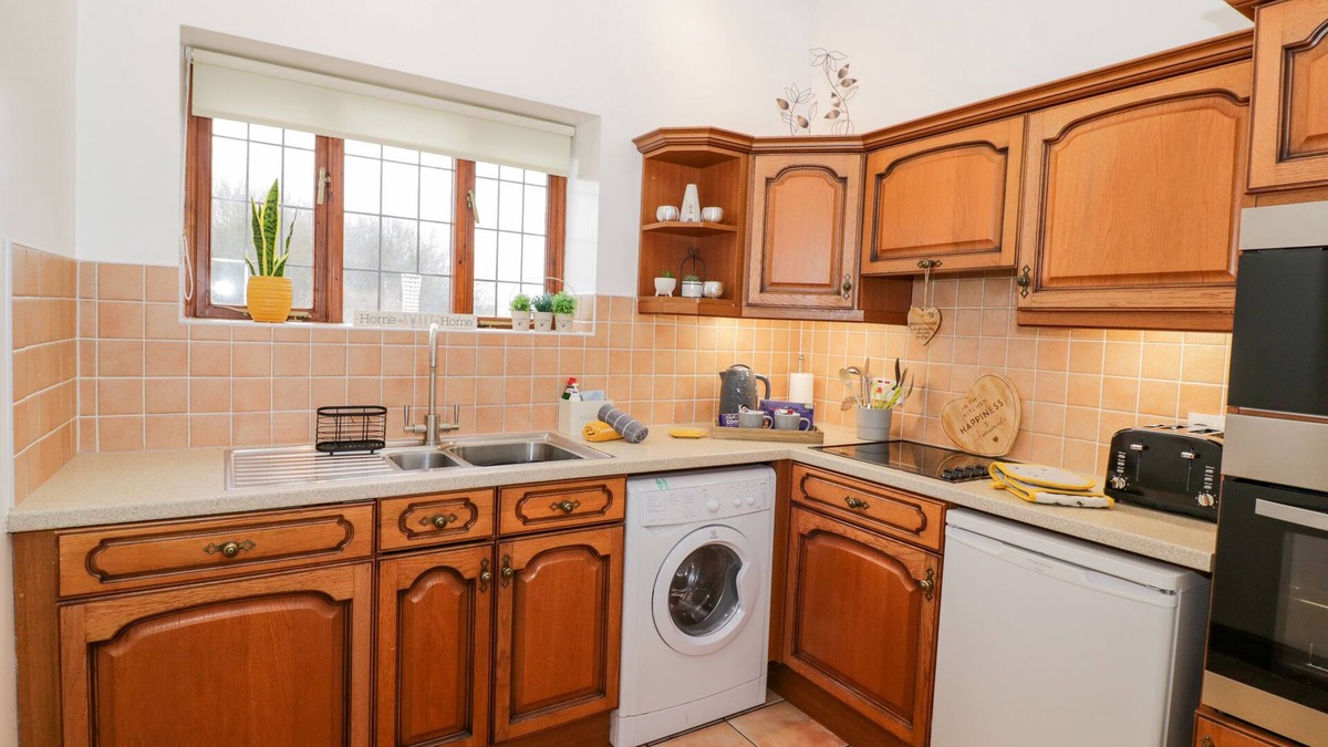 Ardens Grafton Cottage | CONDICOTE COTTAGE, family friendly in Clifford Chambers
