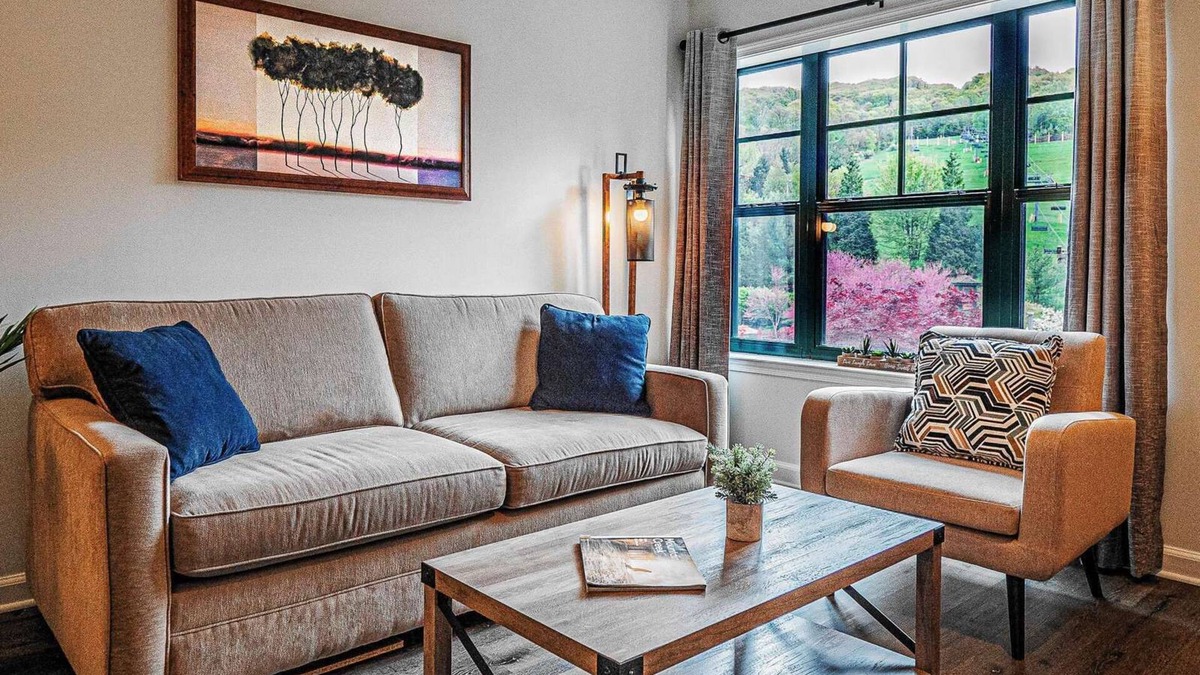 Vernon Condo | Condo at Mtn Creek 1 Bdr 1 Bath sleep 4 Mtn view #234