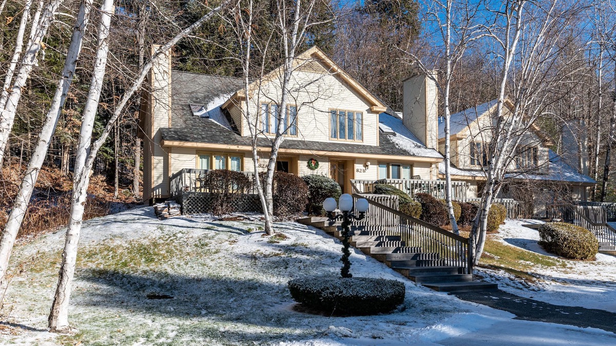 Jackson Condo | Condo close to cross-country trails, golf, town amenities, ski resorts