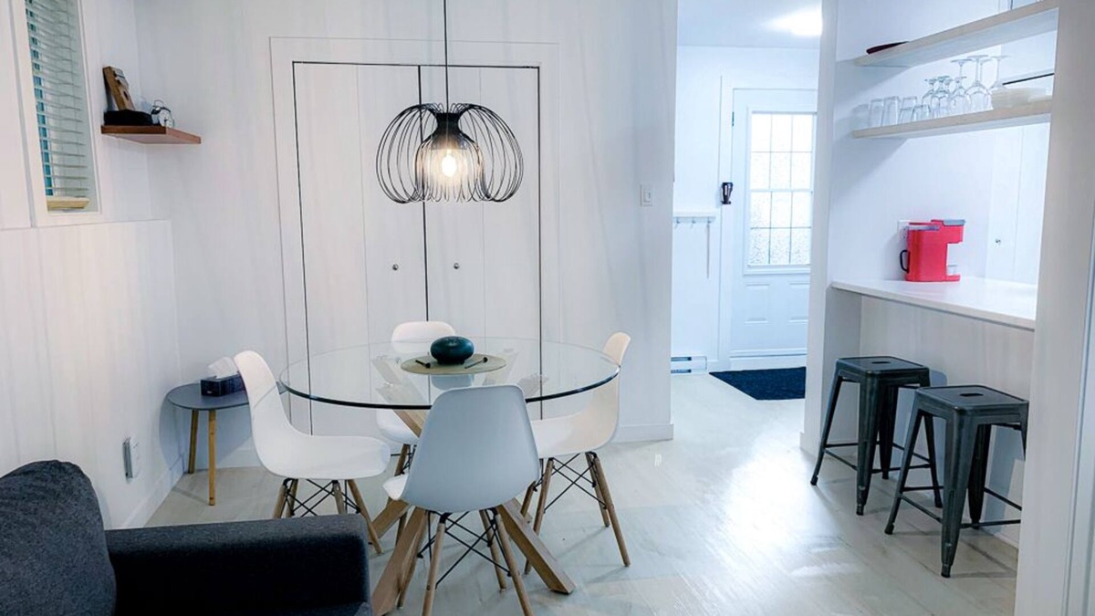 Beaupre Apartment | Condo En Quatre Temps