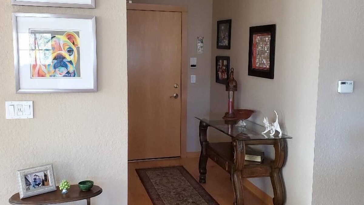 Brewers Hill Condo | CONDO FOR RENT FOR DNC - MKE!
