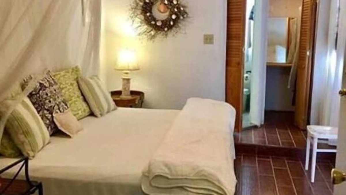 Bay Front To La Porte Apartment | Condo near Kemah Boardwalk