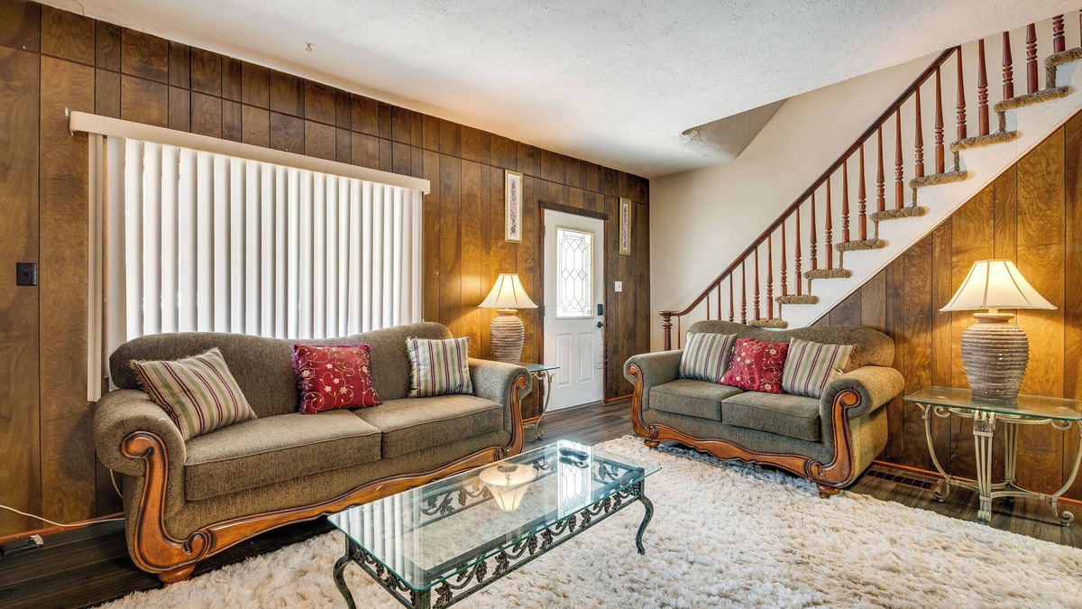 Bath Condo | Condo Rental w/Pool Access ~ 11 Mi to Allentown!