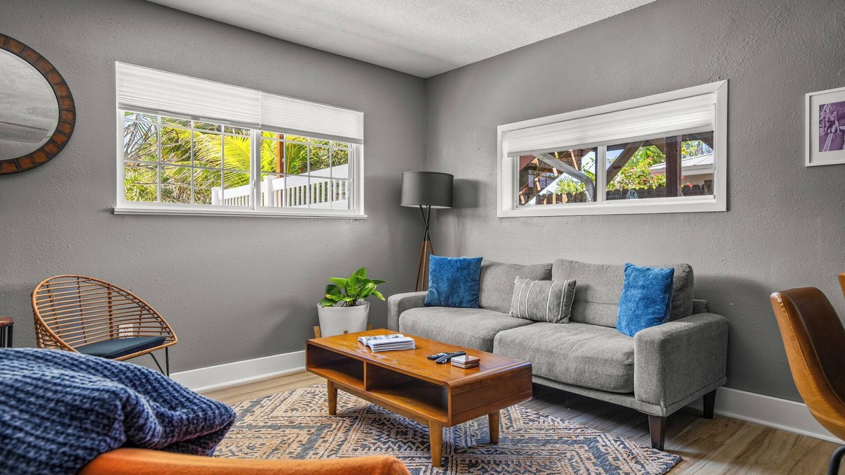 Melbourne Beach Condo | Condo unit - Across the street from beach