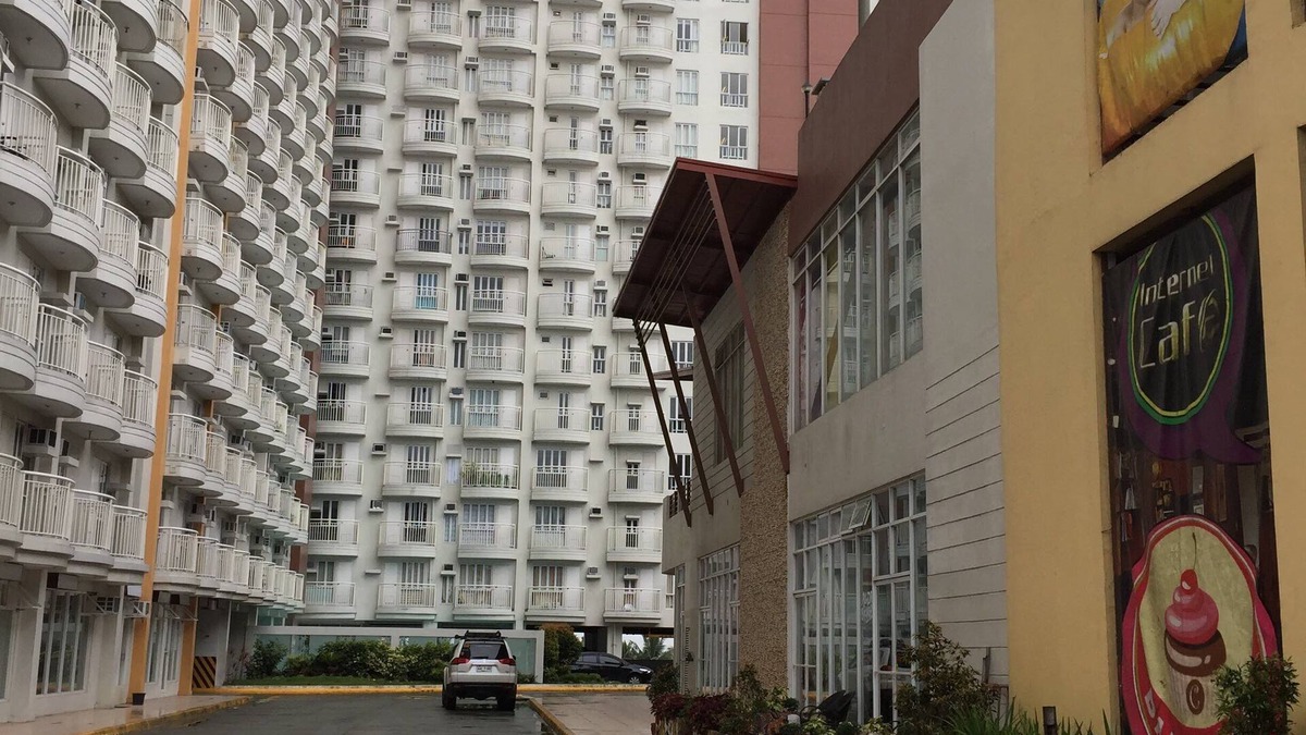 San Jose Apartment | Condo unit at Tagaytay Prime residences
