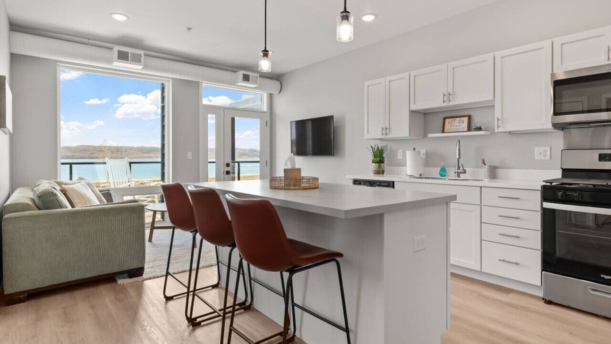 Lake City Condo | Condo with stunning views of Lake Pepin Unit 103