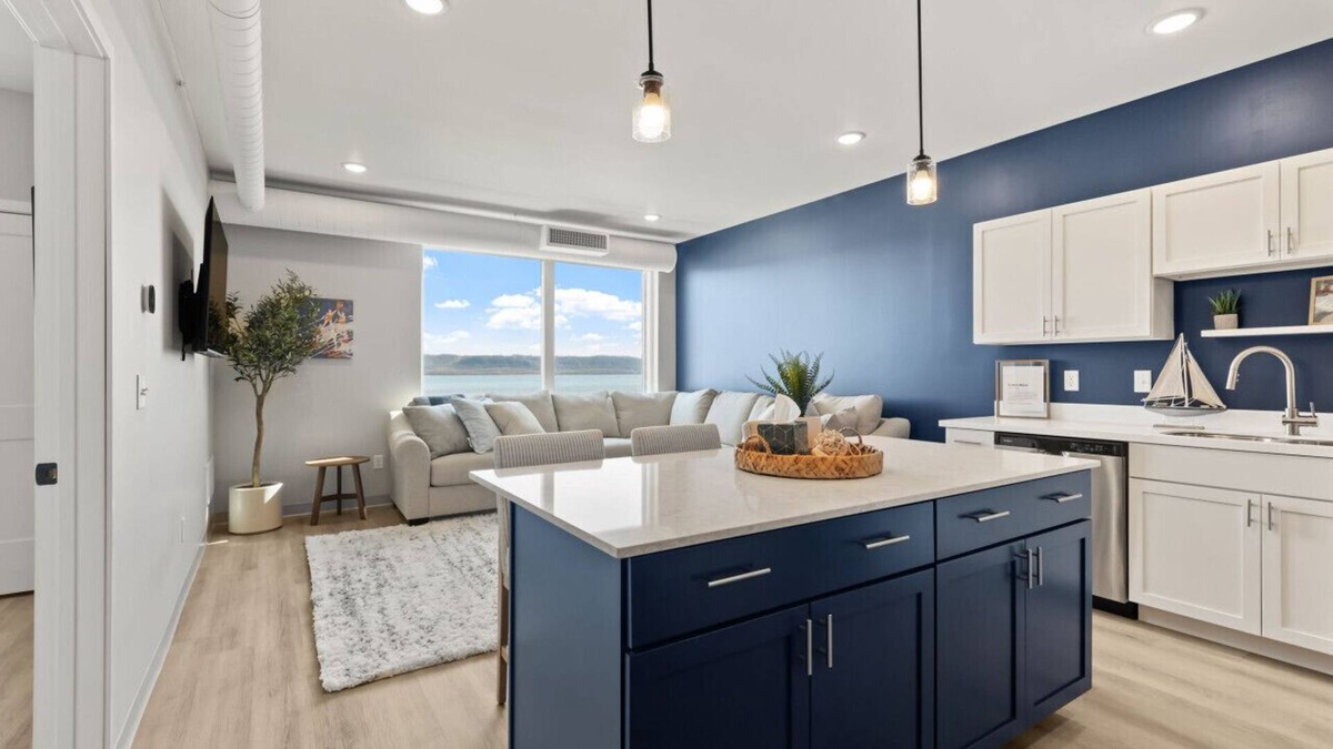 Lake City Condo | Condo with stunning views of Lake Pepin - Unit 202